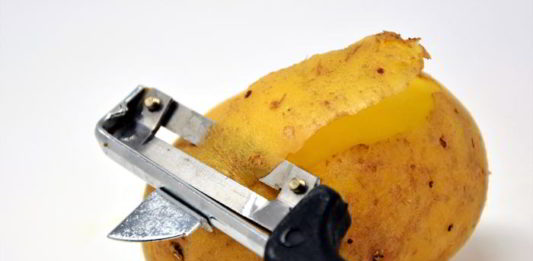 Kartoffelschalen - ökologische und effektive Haushaltsreiniger