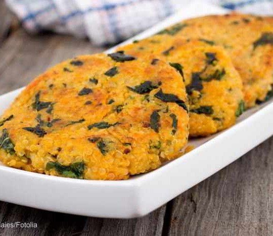 Süßkartoffel-Patties liegen voll im Trend Süßkartoffel-Patties mit Frühlingszwiebeln und Mungobohnen
