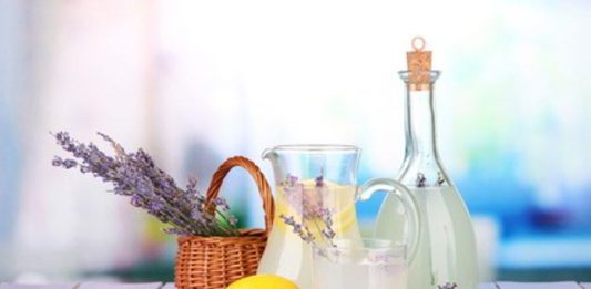 Ein Lavendel-Limo Rezept, gegen Durst und Depressionen