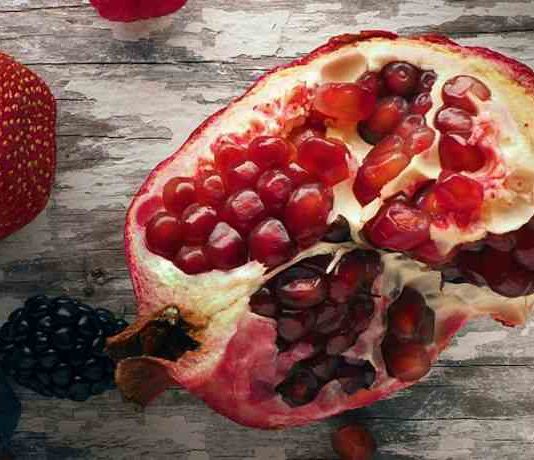 Der Granatapfel – die gesunde, vitaminreiche Powerfrucht Der Granatapfel und seine vielfältigen, gesundheitlichen Vorteile!