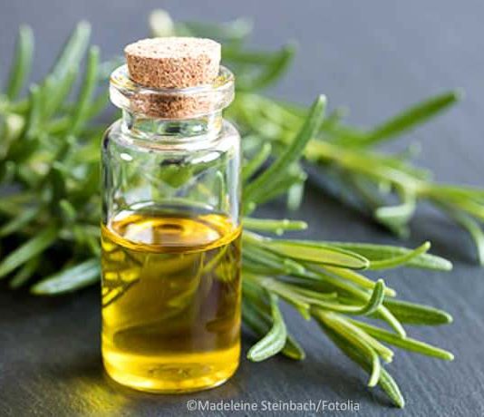 Rosmarinöl selber herstellen, für DIY Kosmetik und Küche