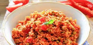 Veganer Djuvec Reis mit selbst gemachtem Ajvar Veganer Djuvec Reis mit selbst gemachtem Ajvar
